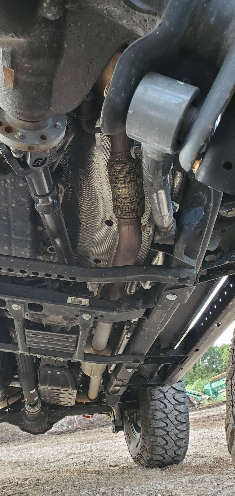 Jeep Wrangler JL Issue with Synergy Adjustable Rear Upper Control Arms 20200918_151217