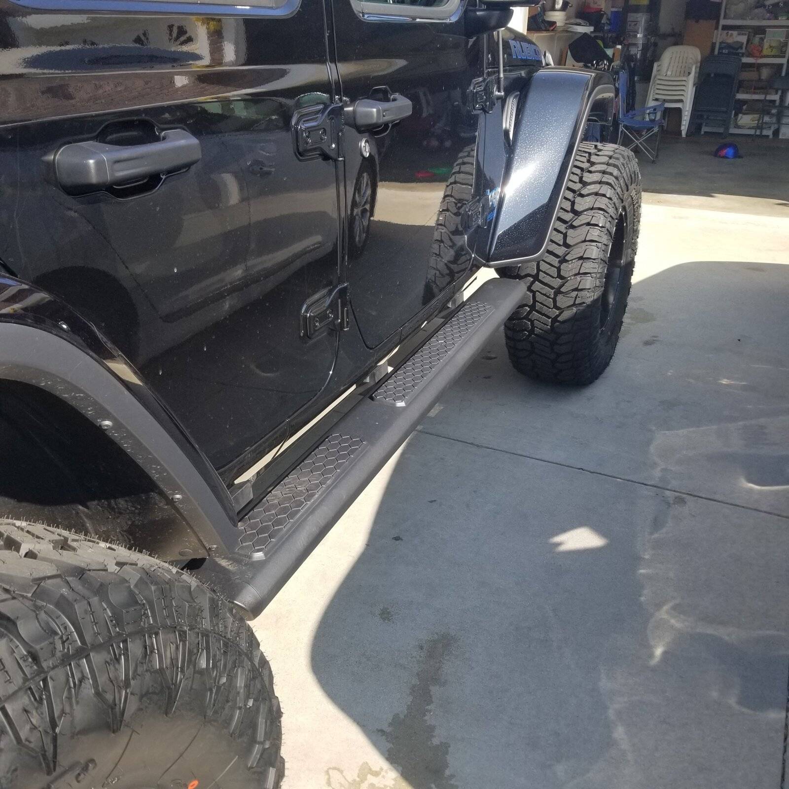 Jeep Wrangler JL JLU side steps for factory rock rail? 20210821_162941