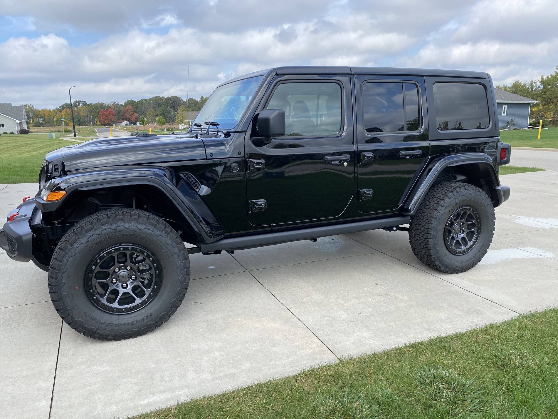 Jeep Wrangler JL Post your progress on Extreme Recon package here FD824F33-7A43-4277-BABD-D081F1DF3CF0