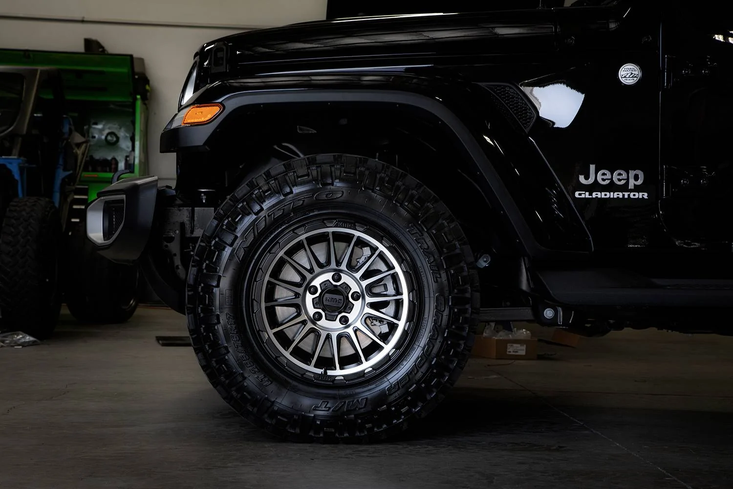 Jeep Wrangler JL Looking for input: Machined face or Bronze wheels? 4F94F830-3908-4528-9BC5-5A51F21814C1