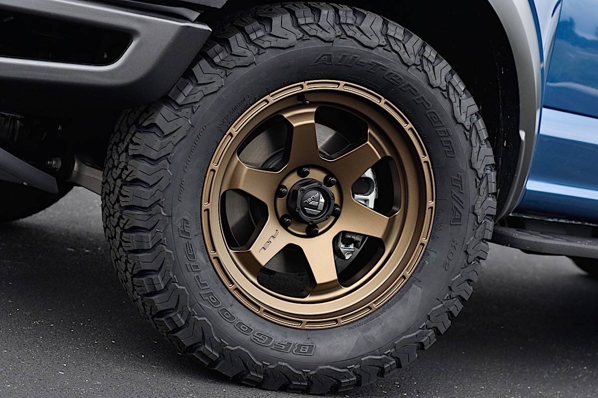 Jeep Wrangler JL Looking for input: Machined face or Bronze wheels? CF139831-1A9F-4048-A72A-1167FC8BECE2