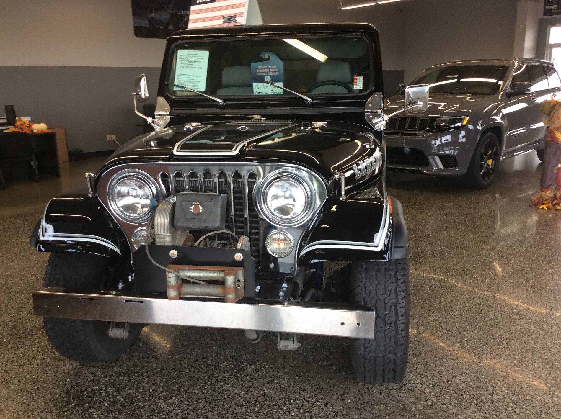 Jeep Wrangler JL Waiting around 4DC98157-F266-4EF2-BD38-76F200692D18