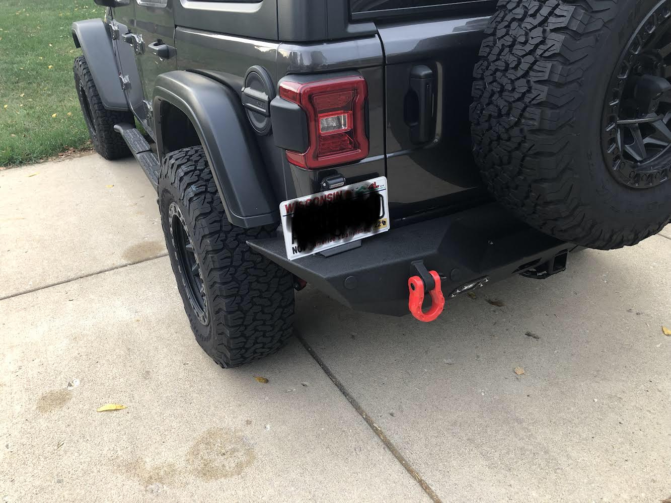 Jeep Wrangler JL License plate options 0C987B19-2240-43C3-BB4E-B34DA100E32C