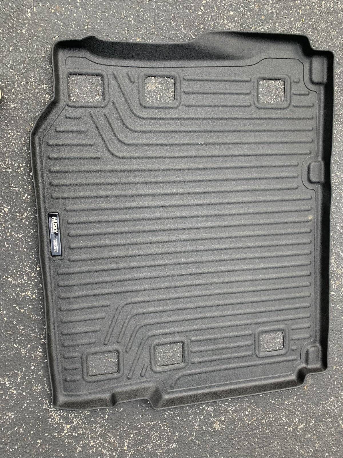 Jeep Wrangler JL Husky Cargo Mat good condition -$60 0DF840A7-D2BC-4048-B644-651BBBC63385