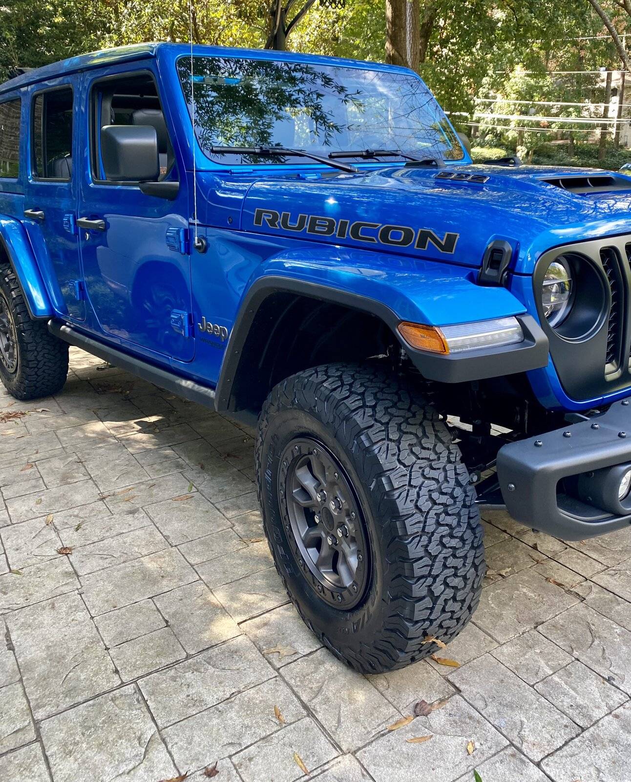 392indriveway.jpg