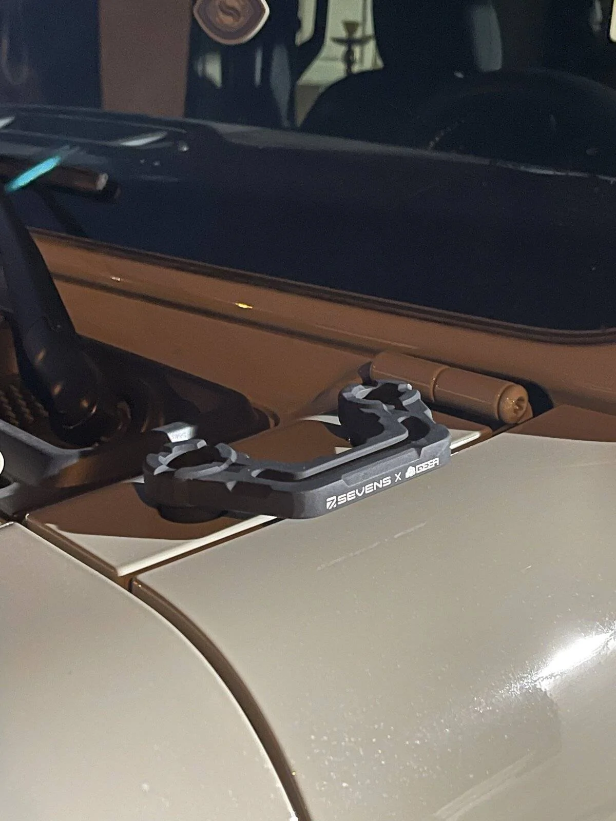 Jeep Wrangler JL 392 Windshield or Cowl Light brackets ?? 040AF87C-A8E7-4135-AF2E-0BCD66BFA483