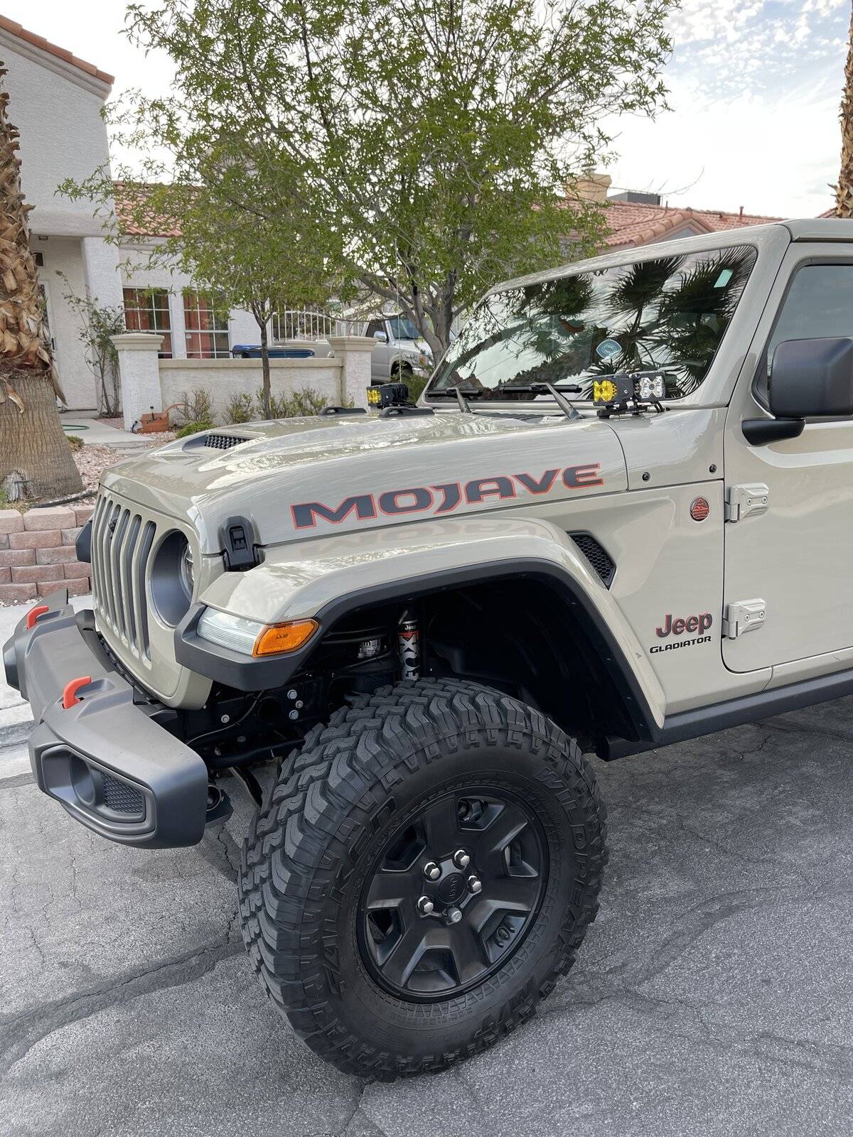 Jeep Wrangler JL 392 Windshield or Cowl Light brackets ?? 867D59B1-FD6C-456B-9C08-1A0FA734654C