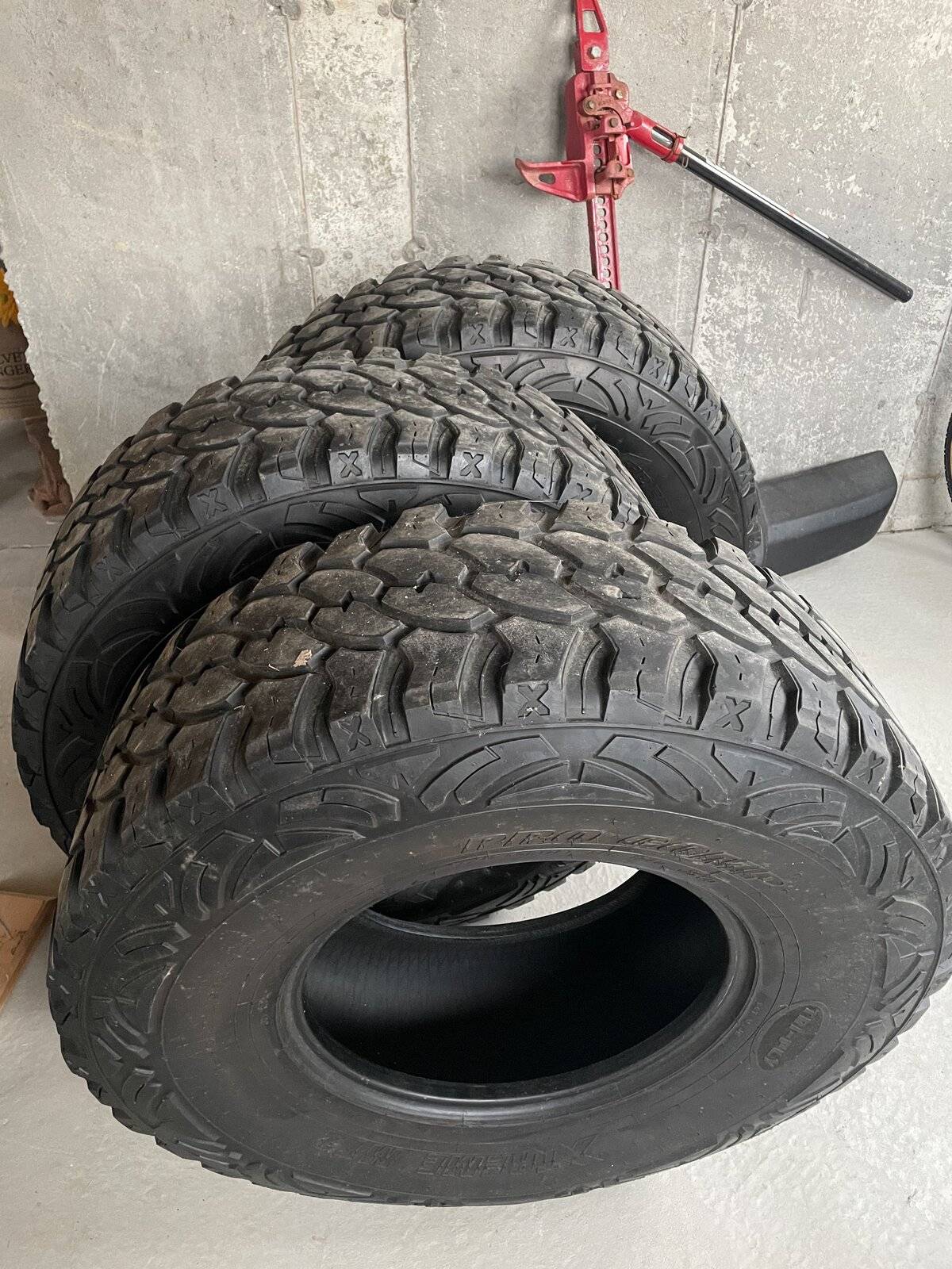Jeep Wrangler JL ProComp 37x12.5R17 300$ 4869C182-F1AC-49F9-97C0-7C2E1A543FA8