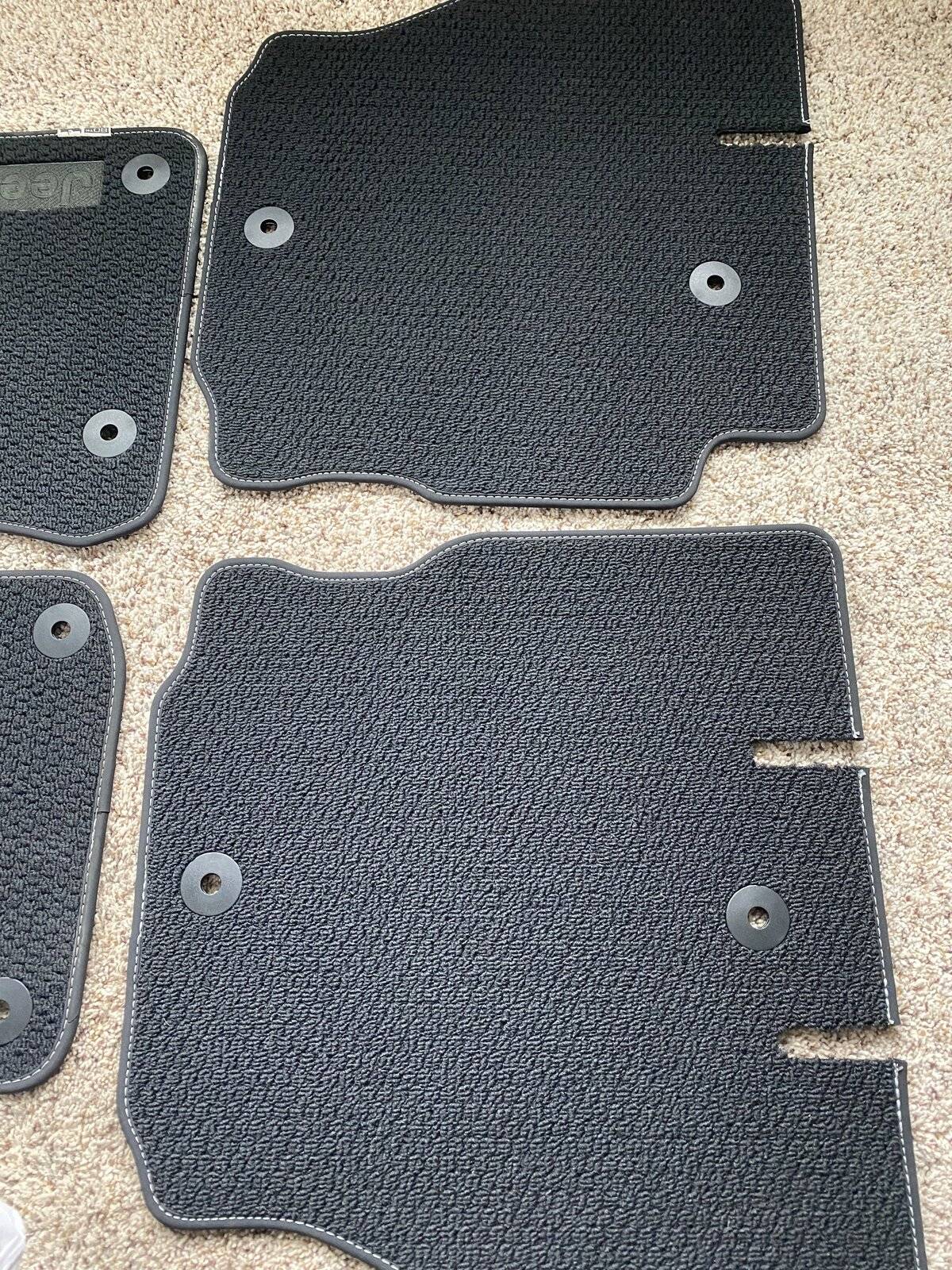 Jeep Wrangler JL New 80th floor mats JLU F2176D79-37E4-4D5E-9259-018D7323F322