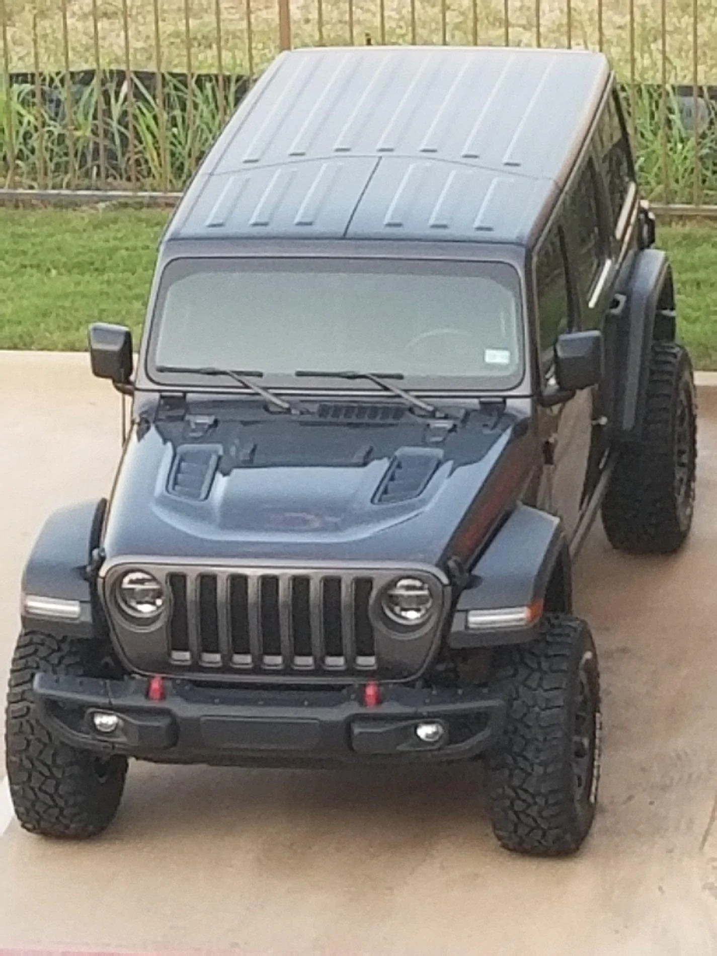 Jeep Wrangler JL NEW WHEELS AND TIRES! 20180604_195459