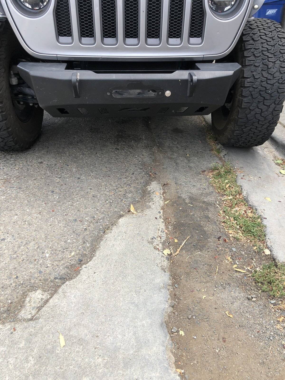 Jeep Wrangler JL MotoBilt rear bumper 4BA2939D-DBBA-4742-94E9-0A31687D3679