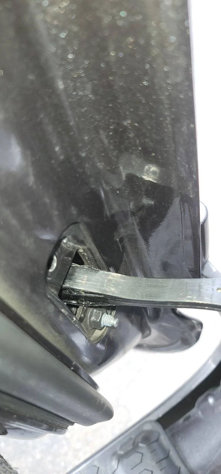 Jeep Wrangler JL Replacing door check 20211008_150650