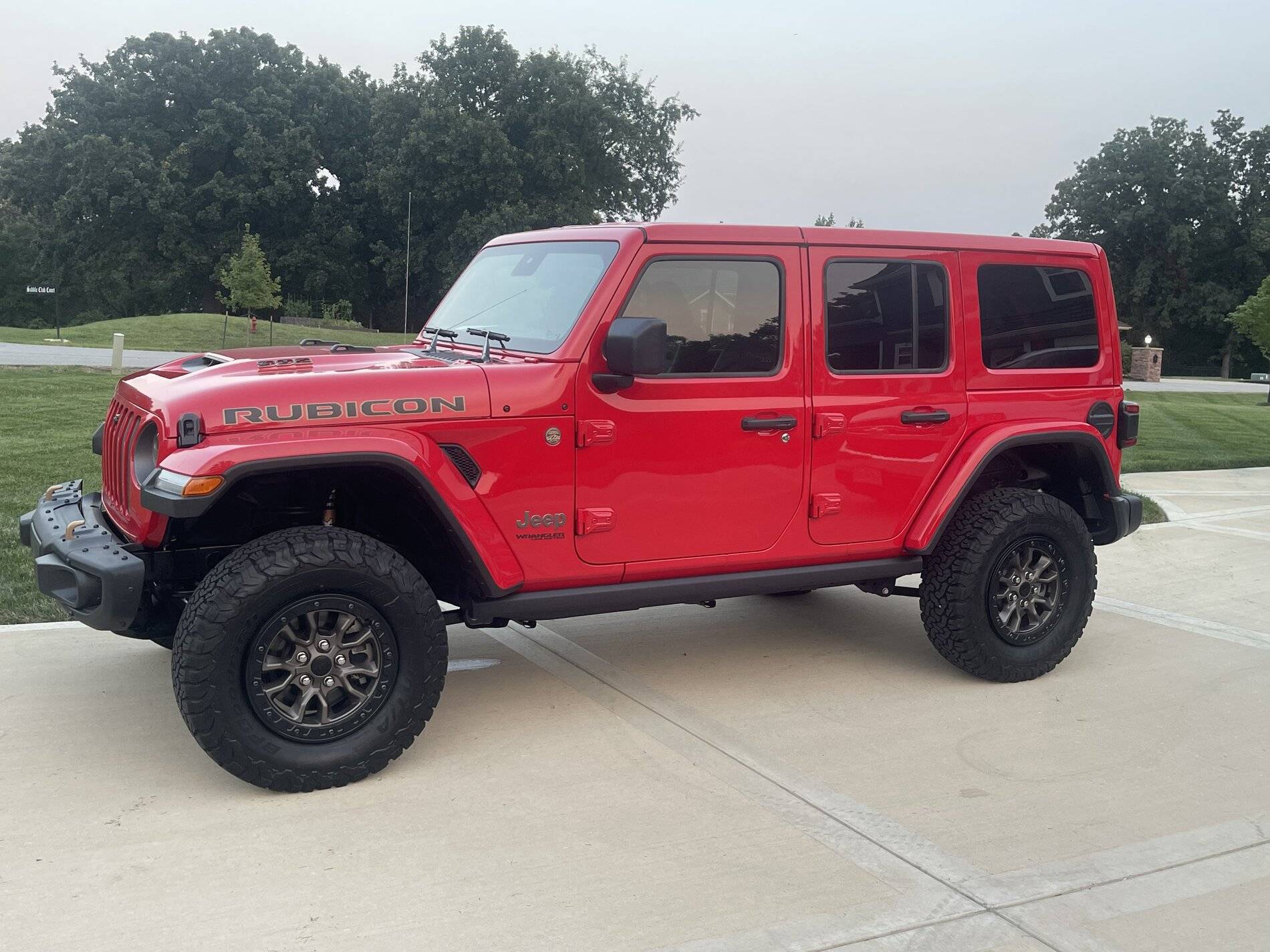 Jeep Wrangler JL 392 Wheels and Tires 7AE7DC23-3C5D-4B45-A27D-DDF73F613C6F