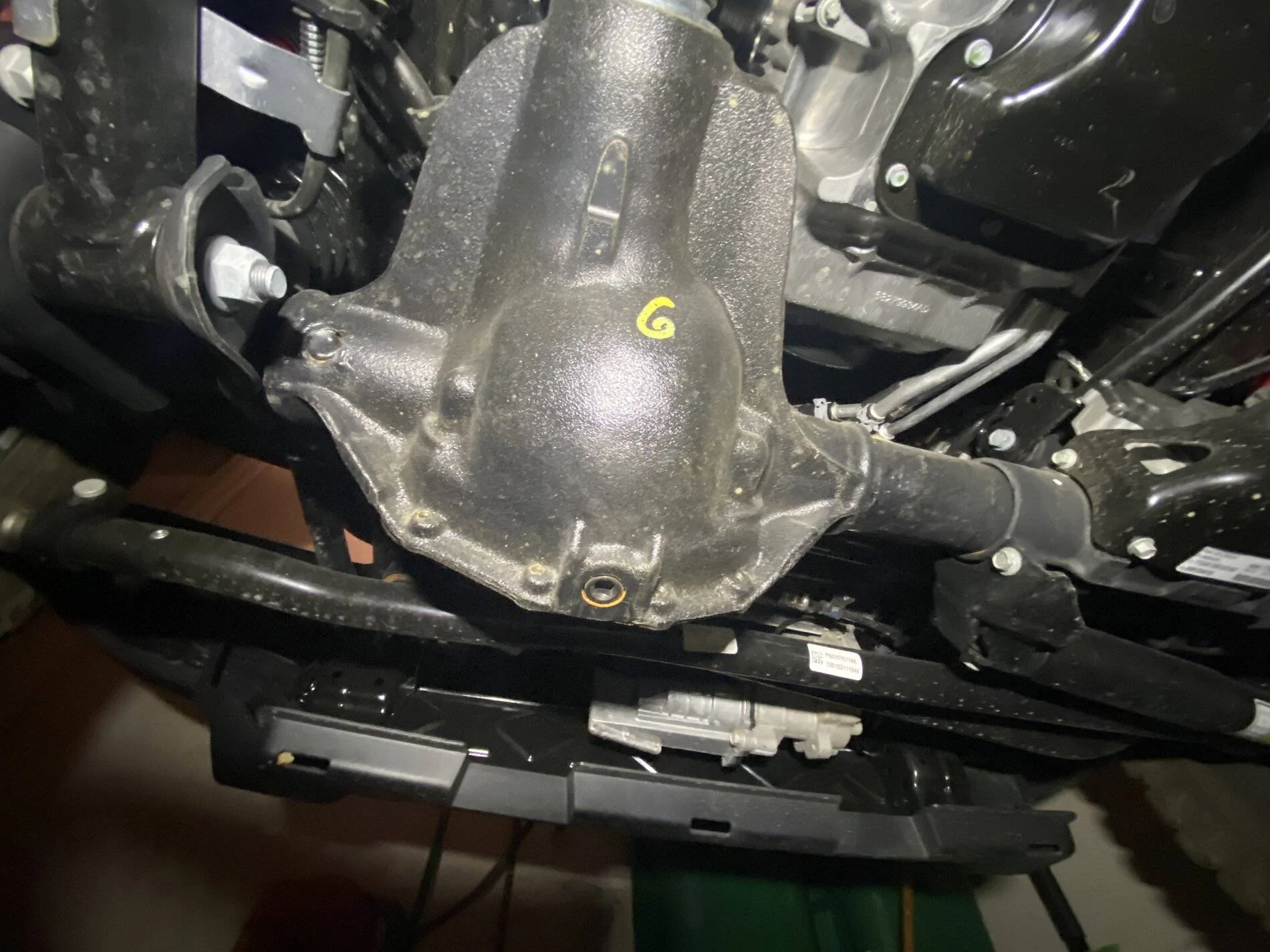 Jeep Wrangler JL where is the front diff drain bolt? IMG_0306