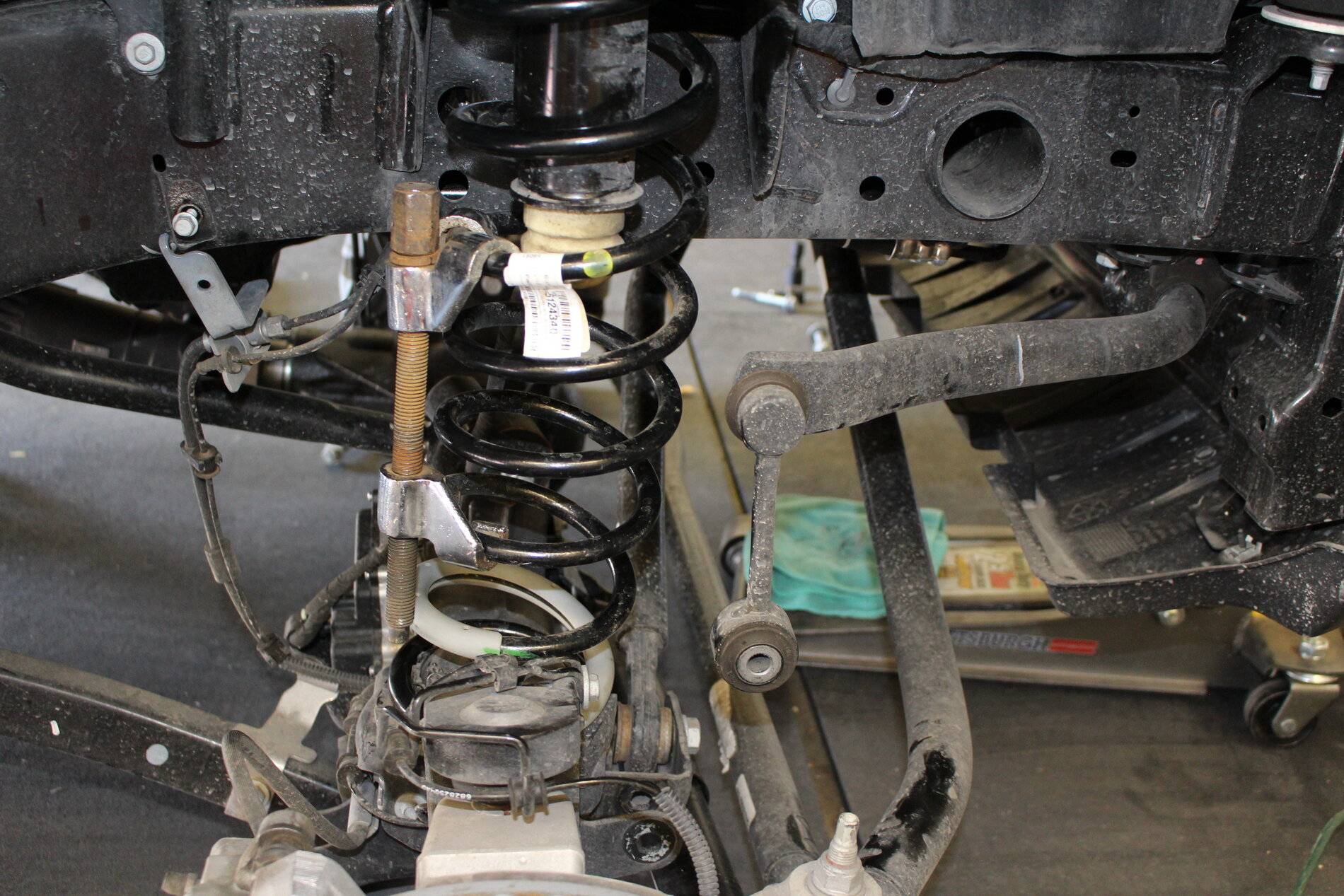 Jeep Wrangler JL Floor Jack for Installing Lift IMG_0244.JPG