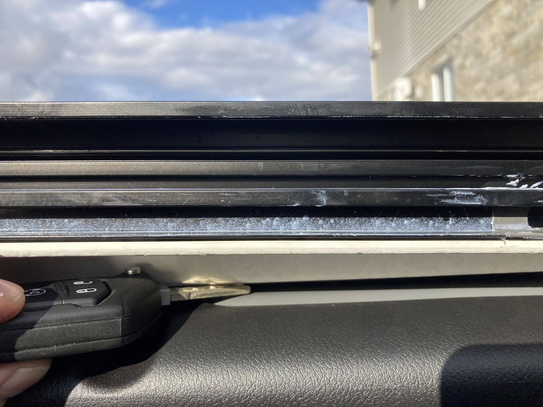 Jeep Wrangler JL sky one touch + grab handles 7A0216A1-4899-42D7-8434-A5744908505A