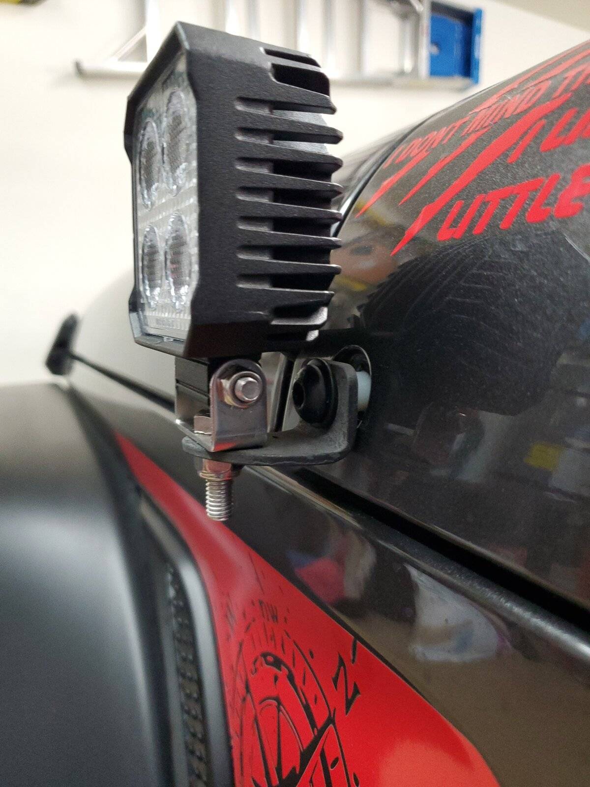 Jeep Wrangler JL Lower A Pilar Mount Using One Hole for a Single Cube 20211017_160821