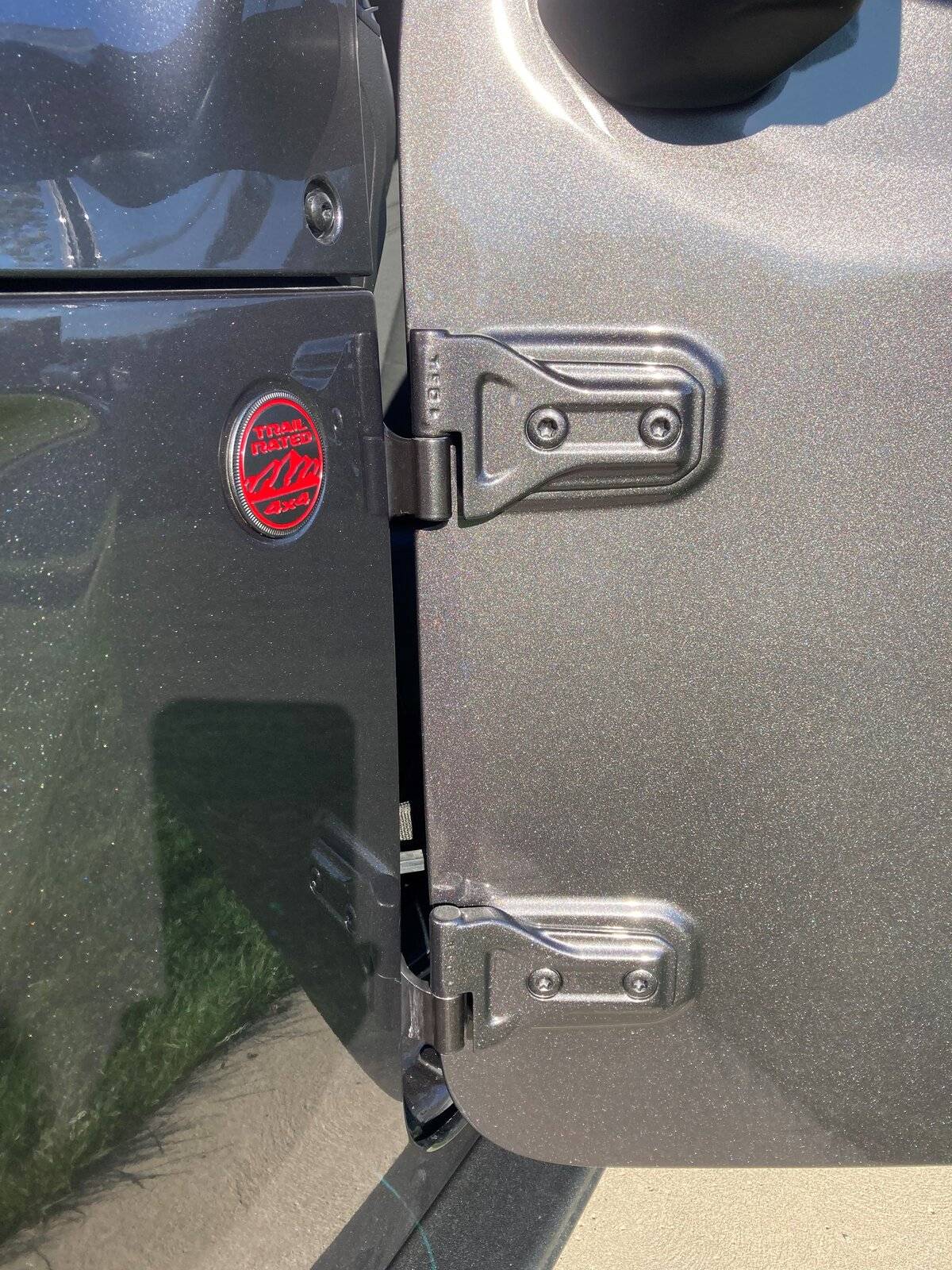 Jeep Wrangler JL Bubbles in Paint at Door Hinges jeep final repaint 2