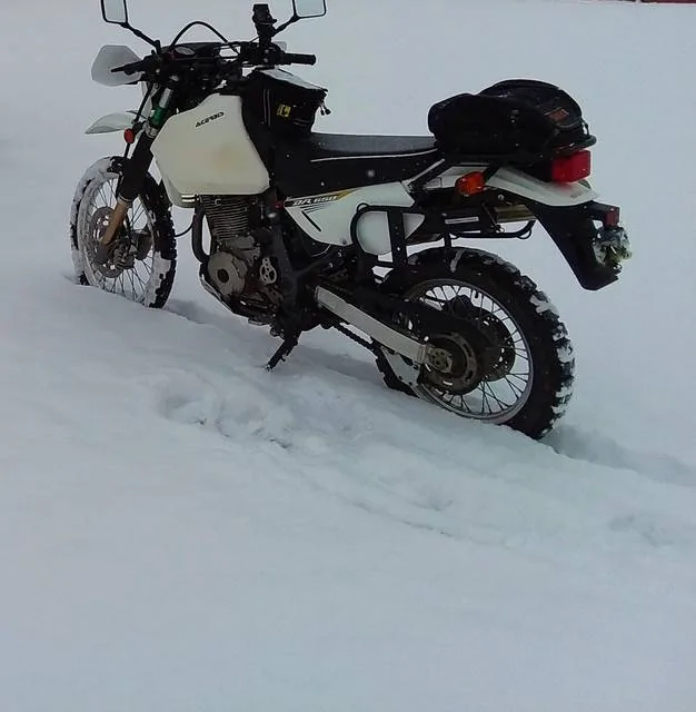 Jeep Wrangler JL (non) off-road shaming - why? Suzuki sno