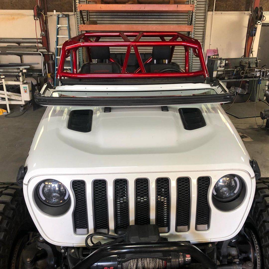 Jeep Wrangler JL '18 JL 2-Door Stretch Project 246588853_309825843853673_8448138176267168770_n