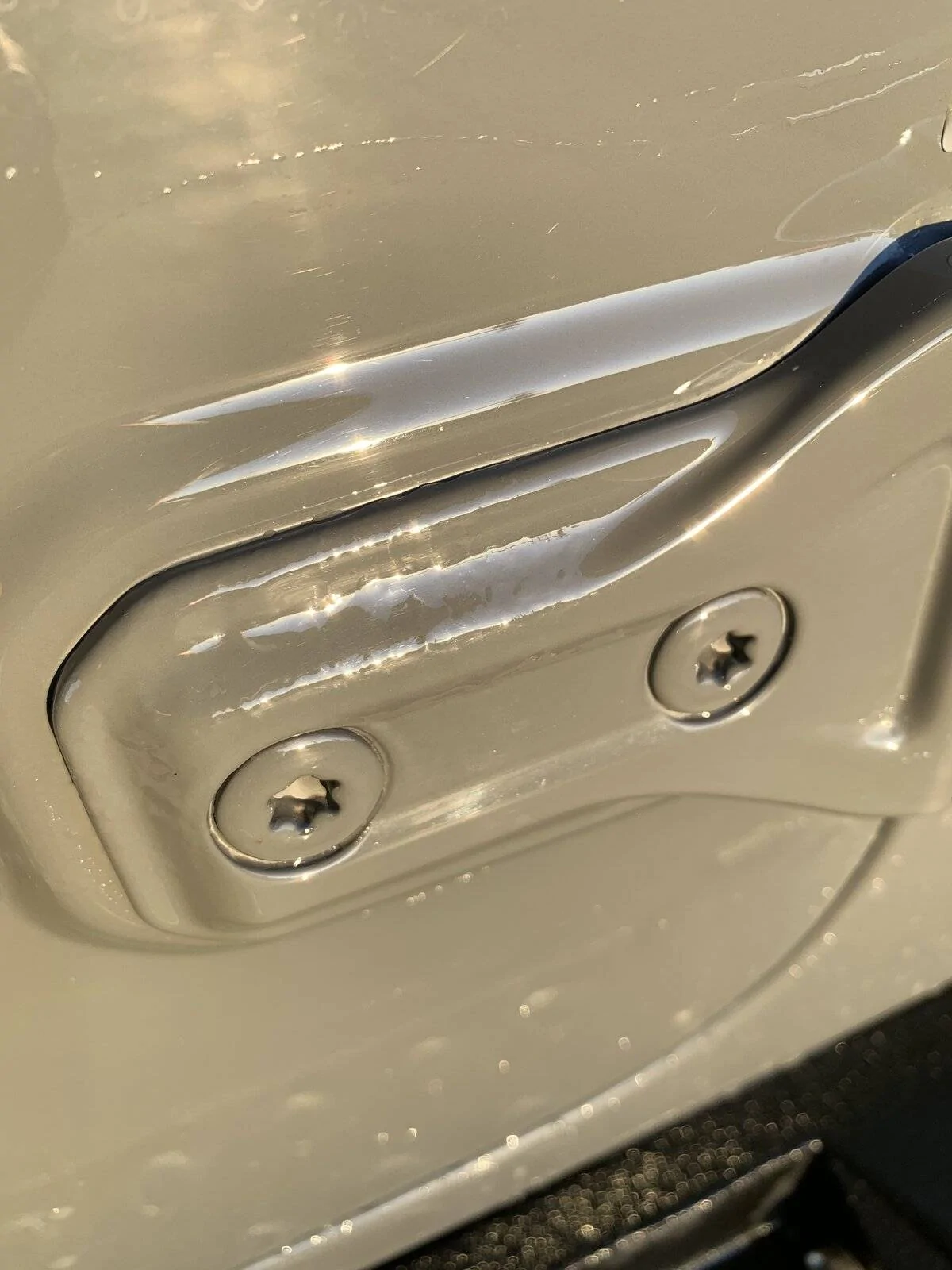 Jeep Wrangler JL Bubbles in Paint at Door Hinges D81D50BF-49A0-4D9D-BEDA-E60A2F262D56