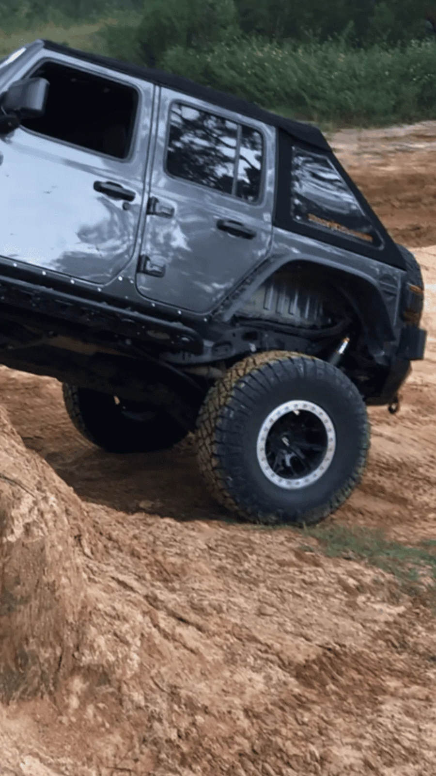 Jeep Wrangler JL Crystal Rubi build… 9AD55E49-822B-48D2-AC33-5C810F89DE72
