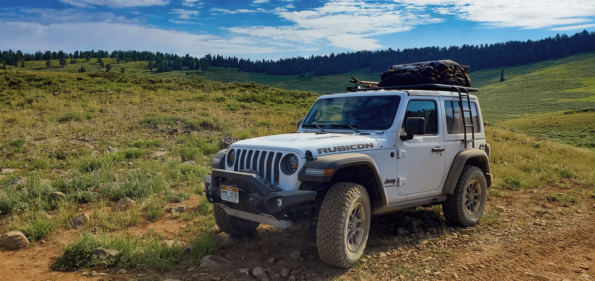 Jeep Wrangler JL Body colored vs black top 1635100864409