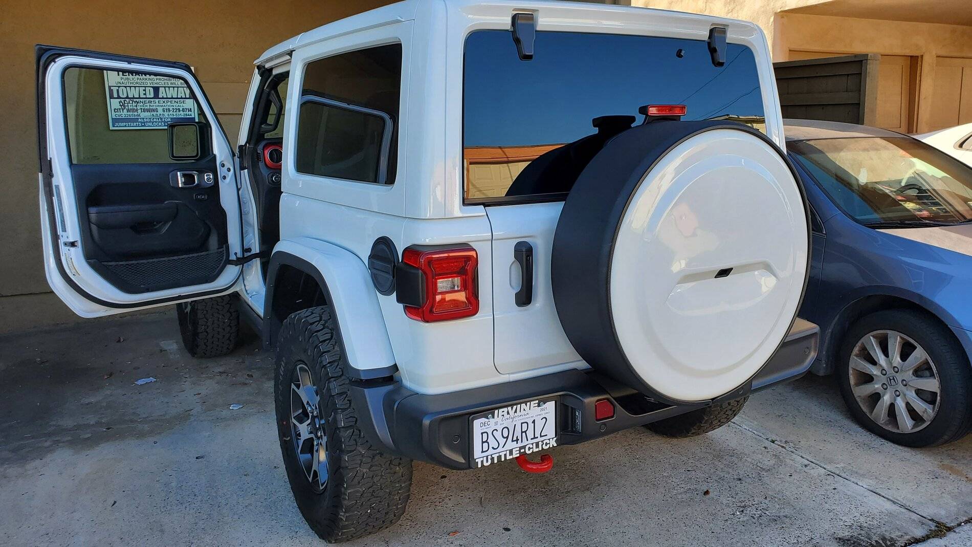 Jeep Wrangler JL Body colored vs black top 20210910_163552