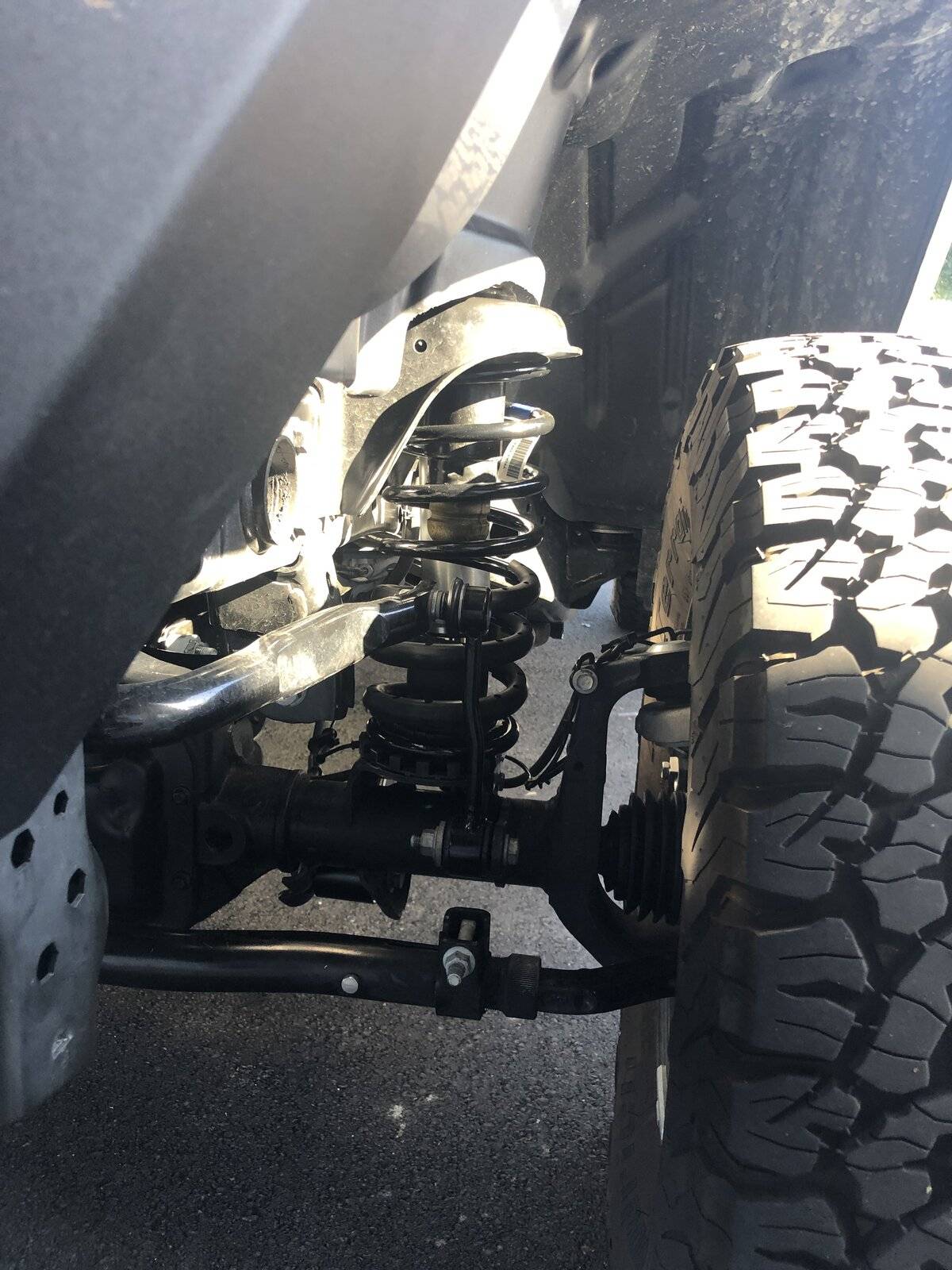 Jeep Wrangler JL Mopar lift not bowing on driver side 1CFD1A81-91B7-4C62-A692-58C5A5AA178C