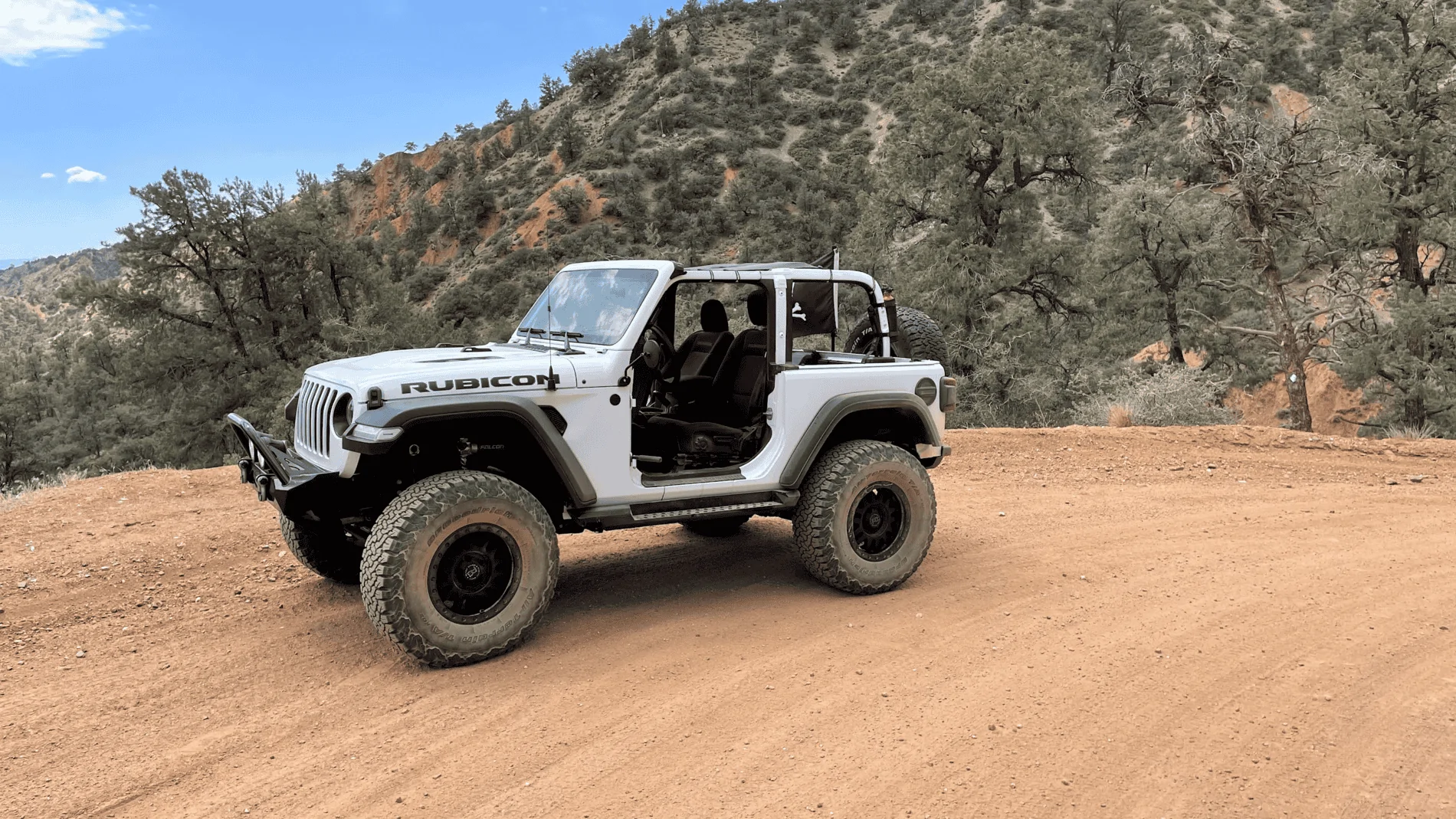 Jeep Wrangler JL Tops off 2 door pics! 1635544980284