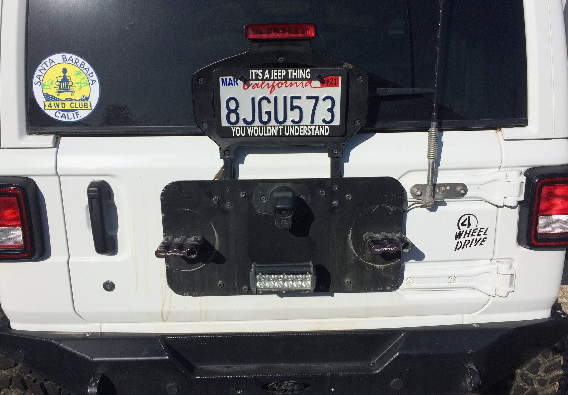 DIY tailgate mount.jpeg