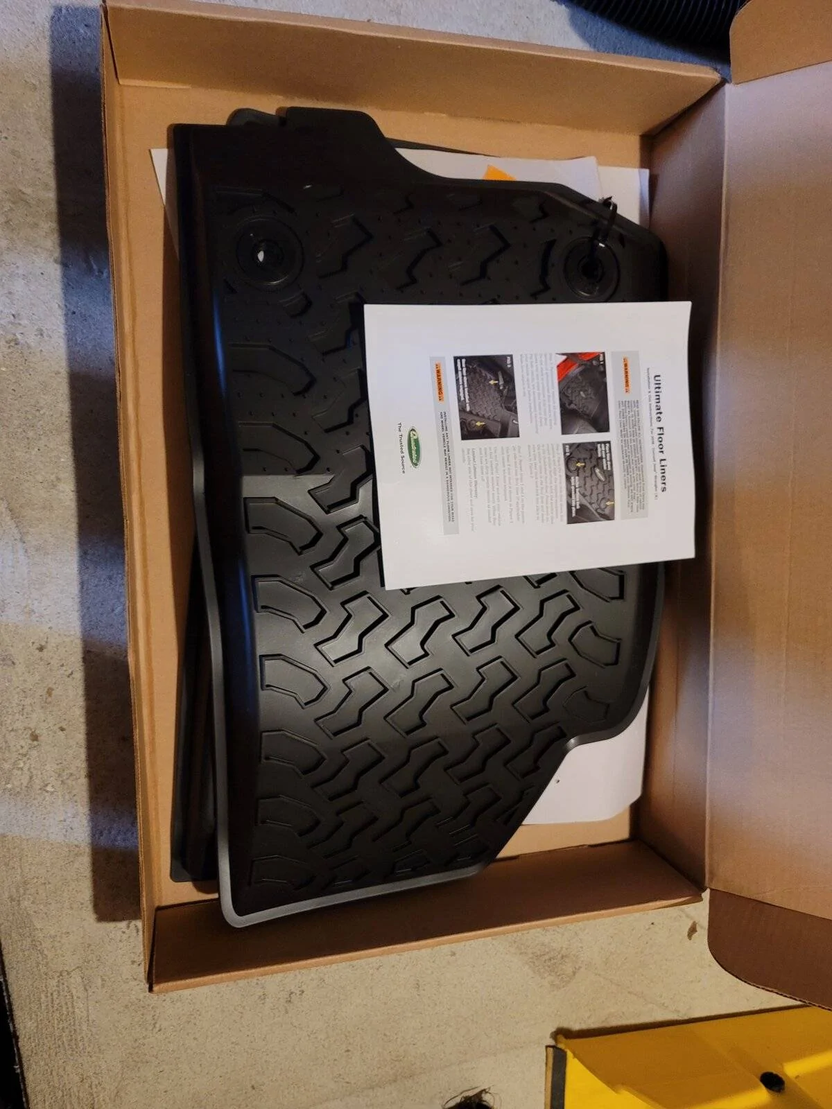 Jeep Wrangler JL Quadratec floor mats SOLD ,TY! 20211031_112513