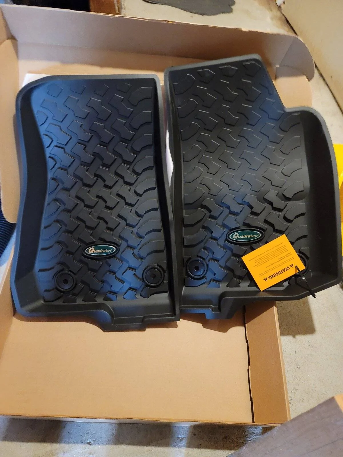 Jeep Wrangler JL Quadratec floor mats SOLD ,TY! 20211031_112555