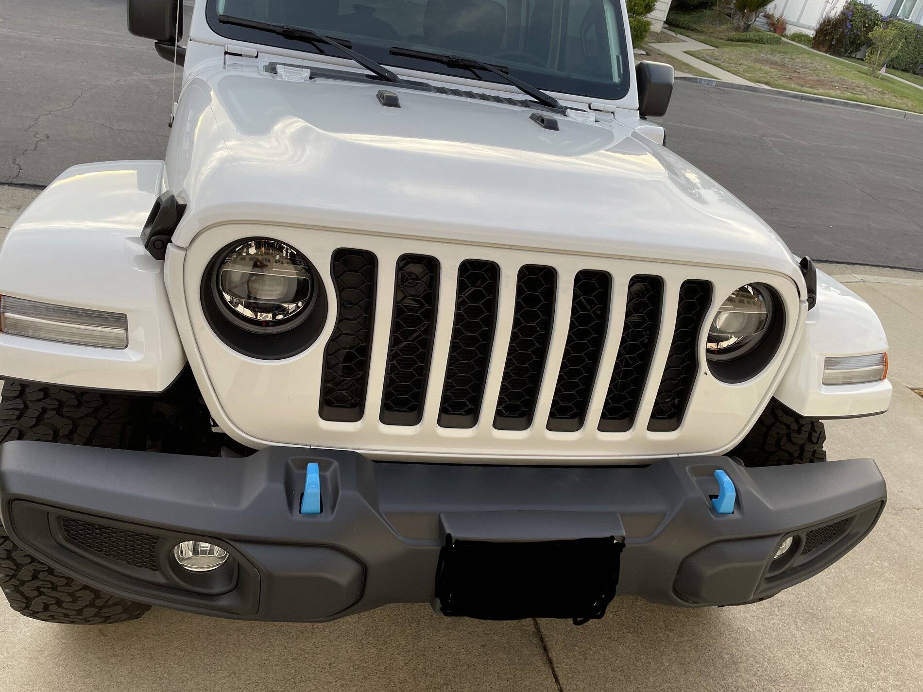 Jeep Wrangler JL Sahara Grill/Headlight/Bumper Inserts - Changing to Black? E339F213-BF1D-4E43-AAA0-BFF5A7F22FD5