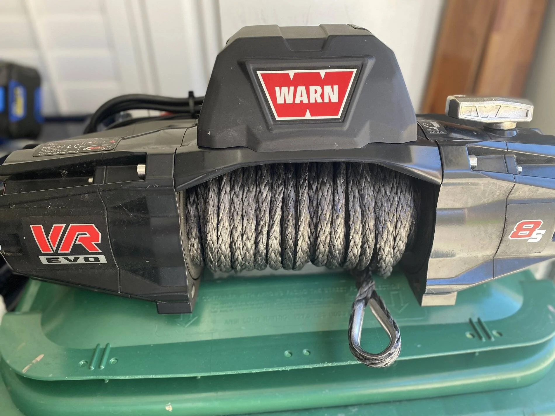 Jeep Wrangler JL Warn Winch VR EVO 8 Synthetic IMG-1071
