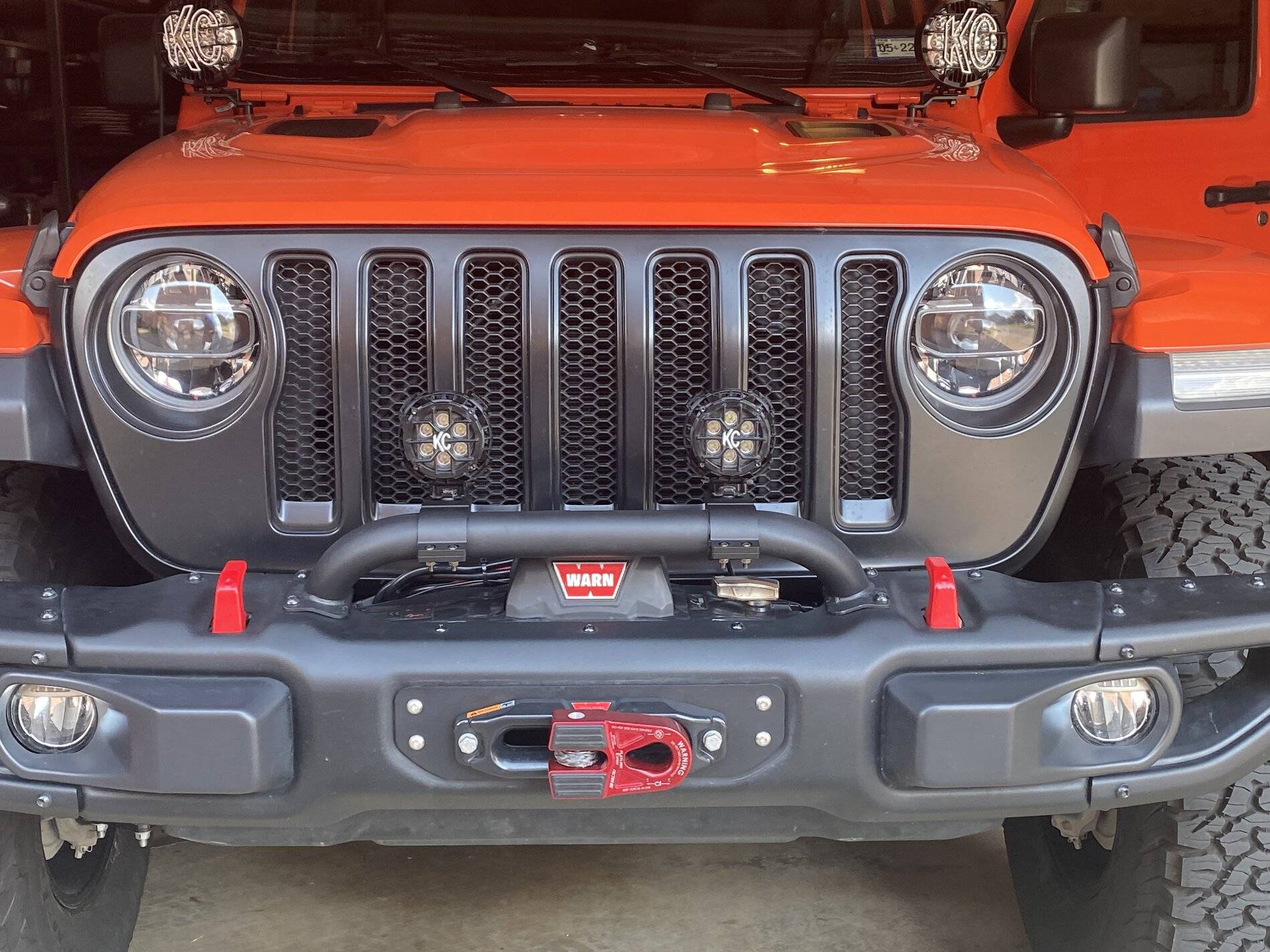 Jeep Wrangler JL KC 6" SlimLite LED - 2-Light System (used) IMG-0862 (1).JPG