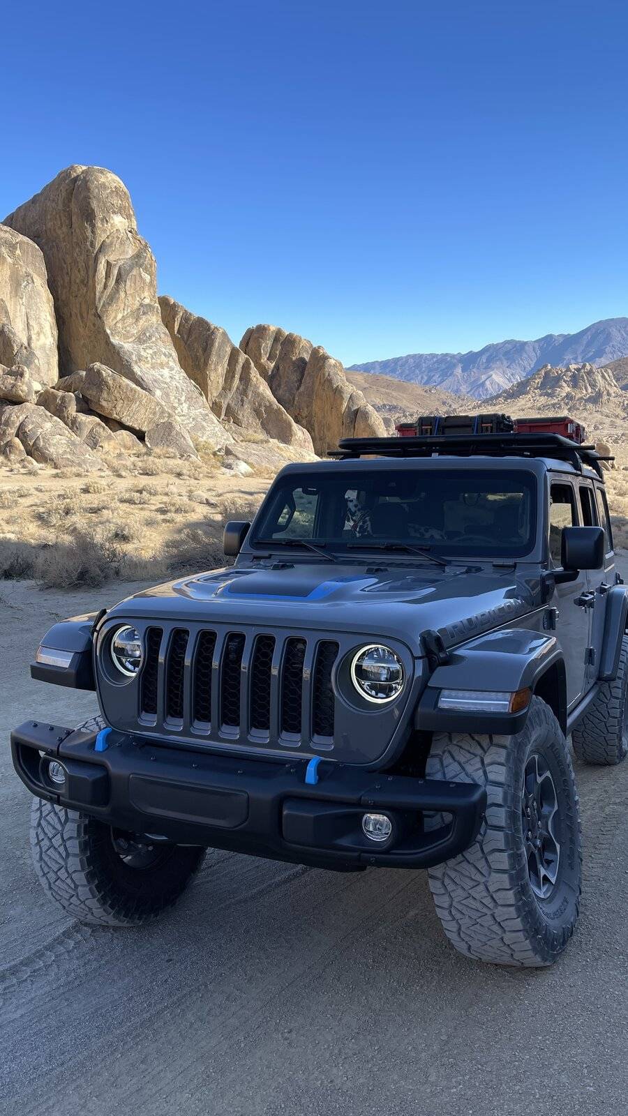 Jeep Wrangler JL Rubicon 4Xe at Eastern sierras off roading 1E186606-20E9-4DB6-9923-F300F5FB37FF