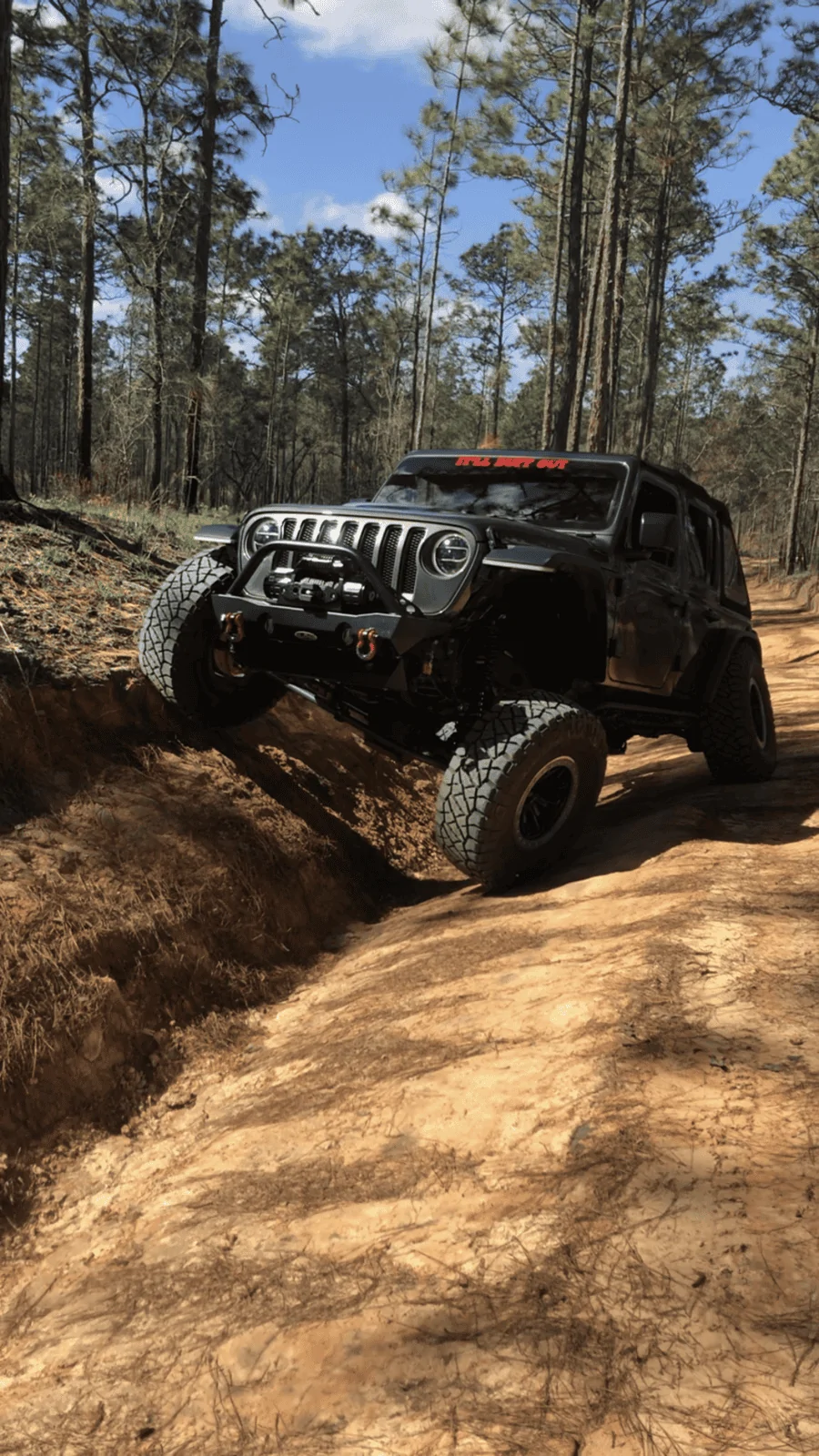 Jeep Wrangler JL Crystal Rubi build… FB26E40F-5884-449F-8906-1AEBA3941DD0