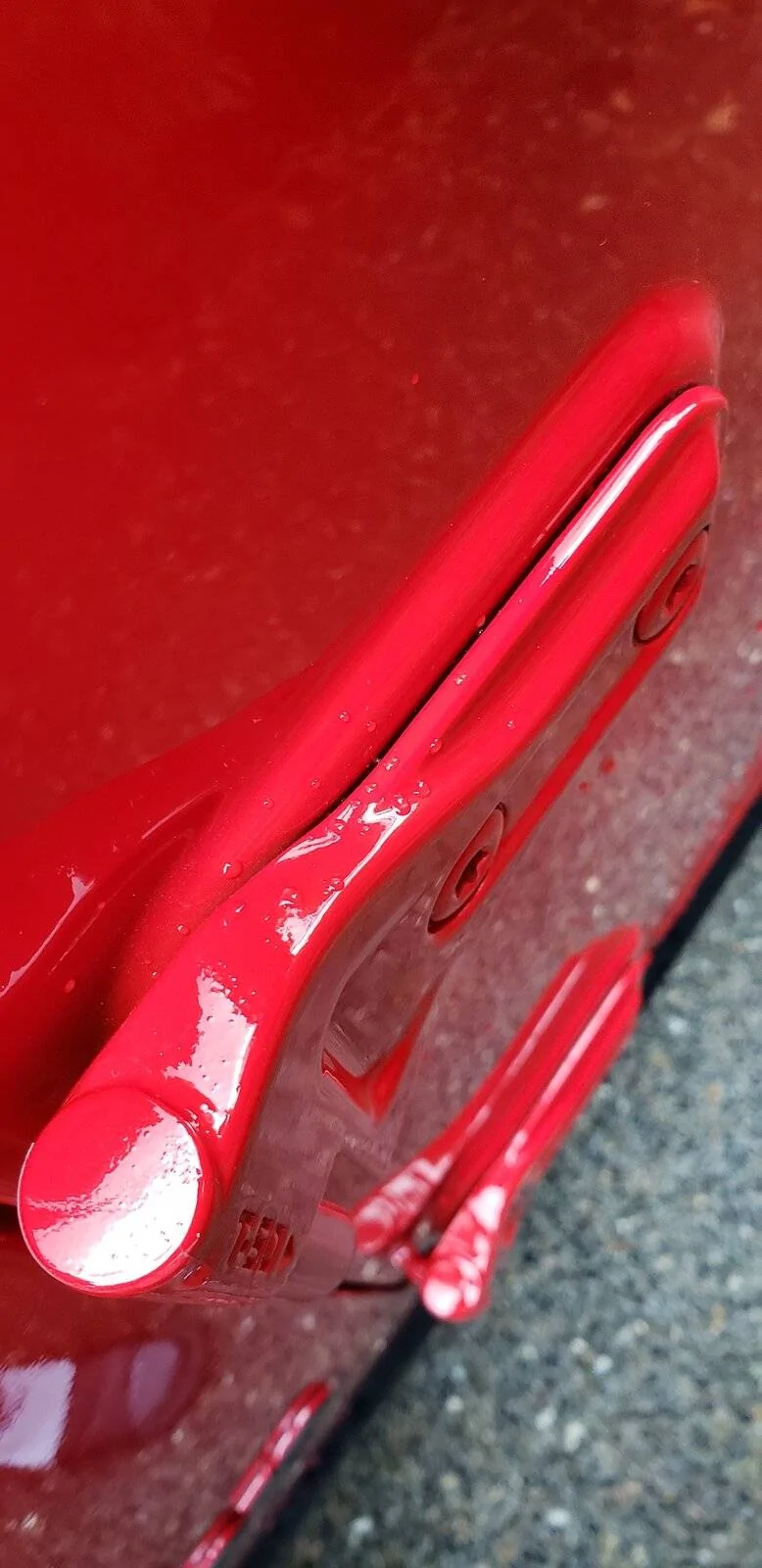 Jeep Wrangler JL Bubbles in Paint at Door Hinges 20211103_110457