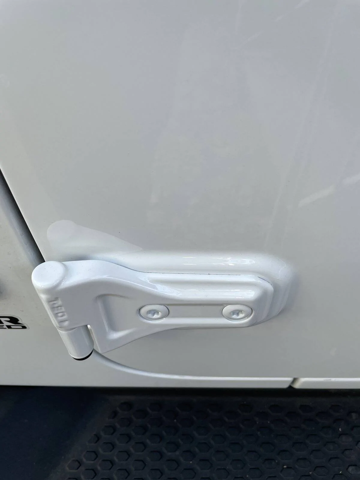 Jeep Wrangler JL Bubbles in Paint at Door Hinges 48A3CC87-C9B3-4CD2-9E67-07F5BD013AF2