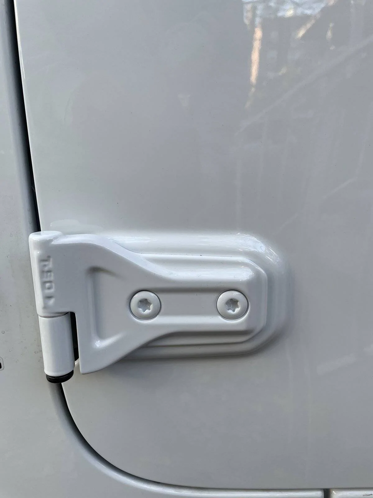 Jeep Wrangler JL Bubbles in Paint at Door Hinges 73BD5AE6-139A-47F0-AD58-0E4486EBAC01