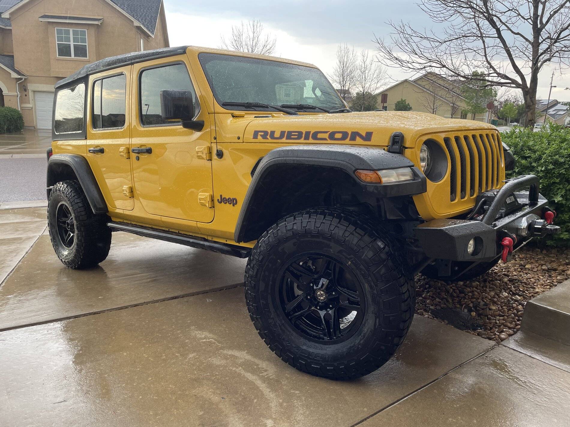 Jeep Wrangler JL 2.0-liter four-cylinder engine 37C1F671-572A-4175-BD5C-E538E9912B09