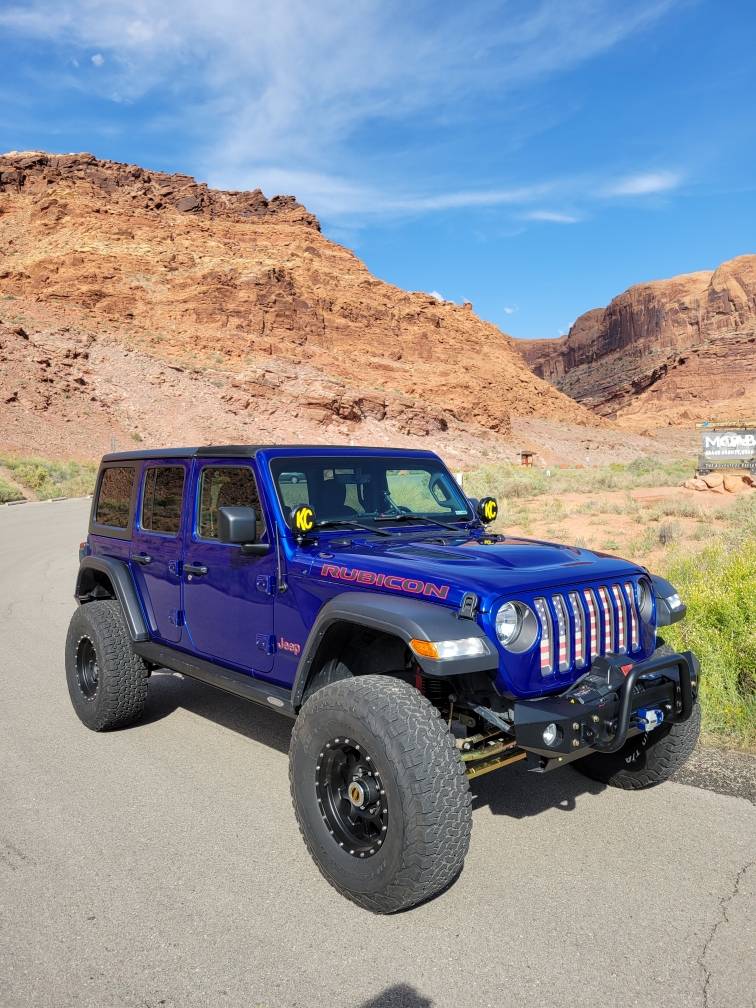 Jeep Wrangler JL JL Rubicon on Method Wheels...let's see em! 74FC1802-D458-4722-918F-5740A454AFE7