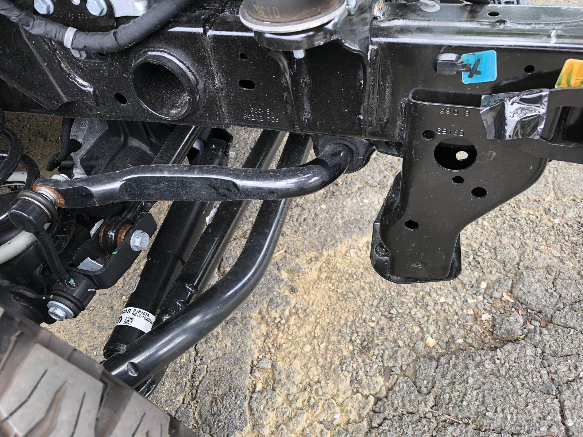 Jeep Wrangler JL Alignment off after accident 3F3BA495-EAE4-4040-BFD8-E4964FB2AF26
