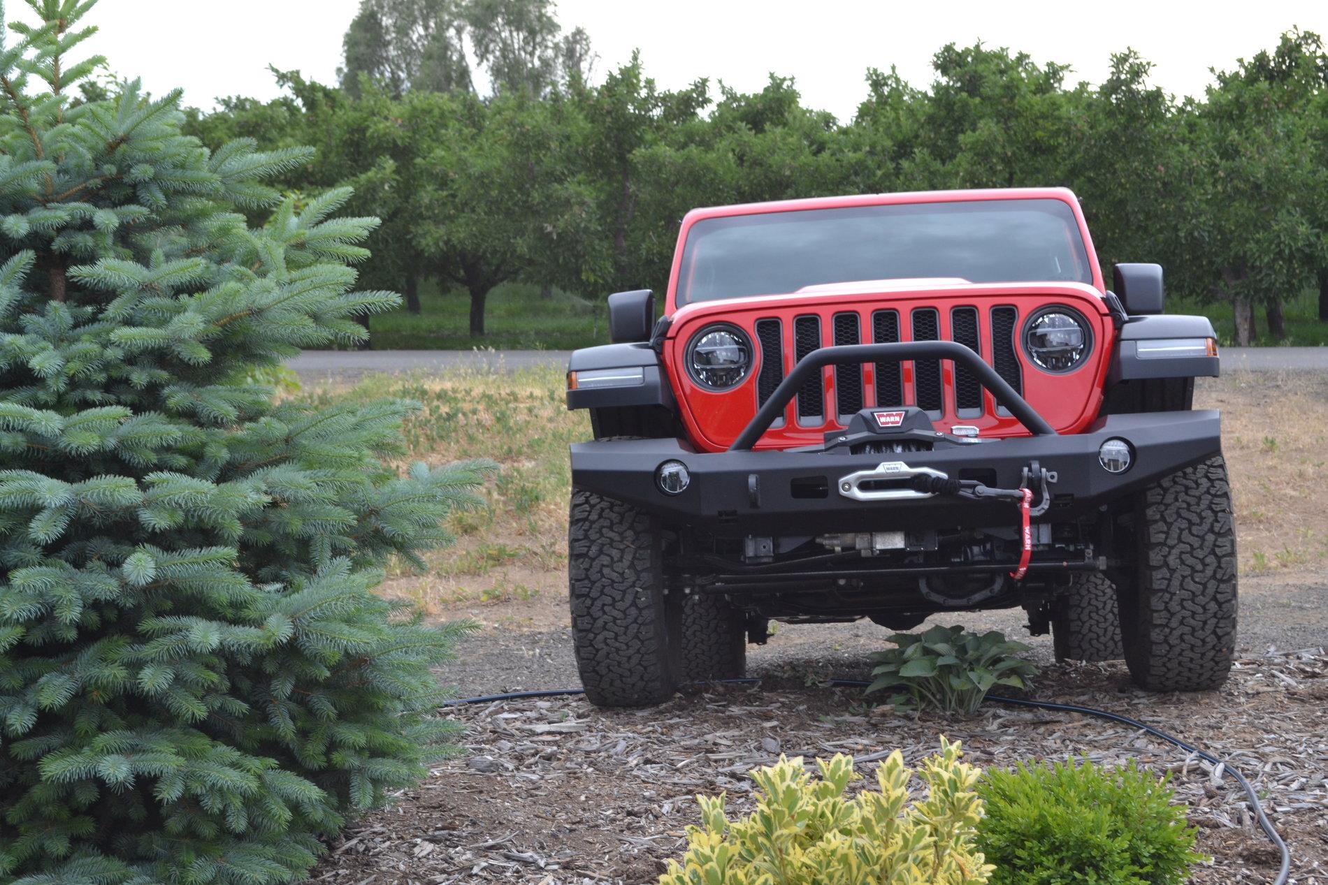 Jeep Wrangler JL Warn Elite JL Full Width Front Bumper! 23495320-77E7-4EAD-87C2-CE5A2832CD1A
