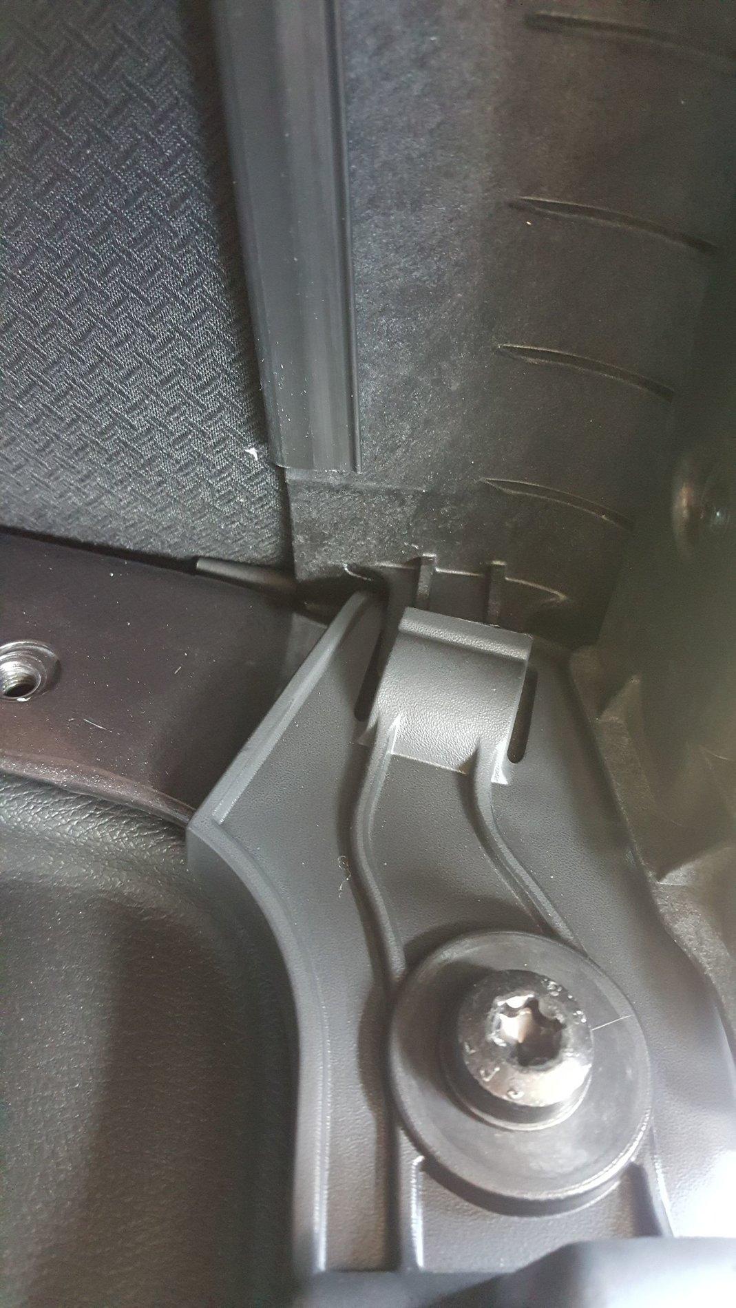 Jeep Wrangler JL A couple soft top questions 20180609_103822