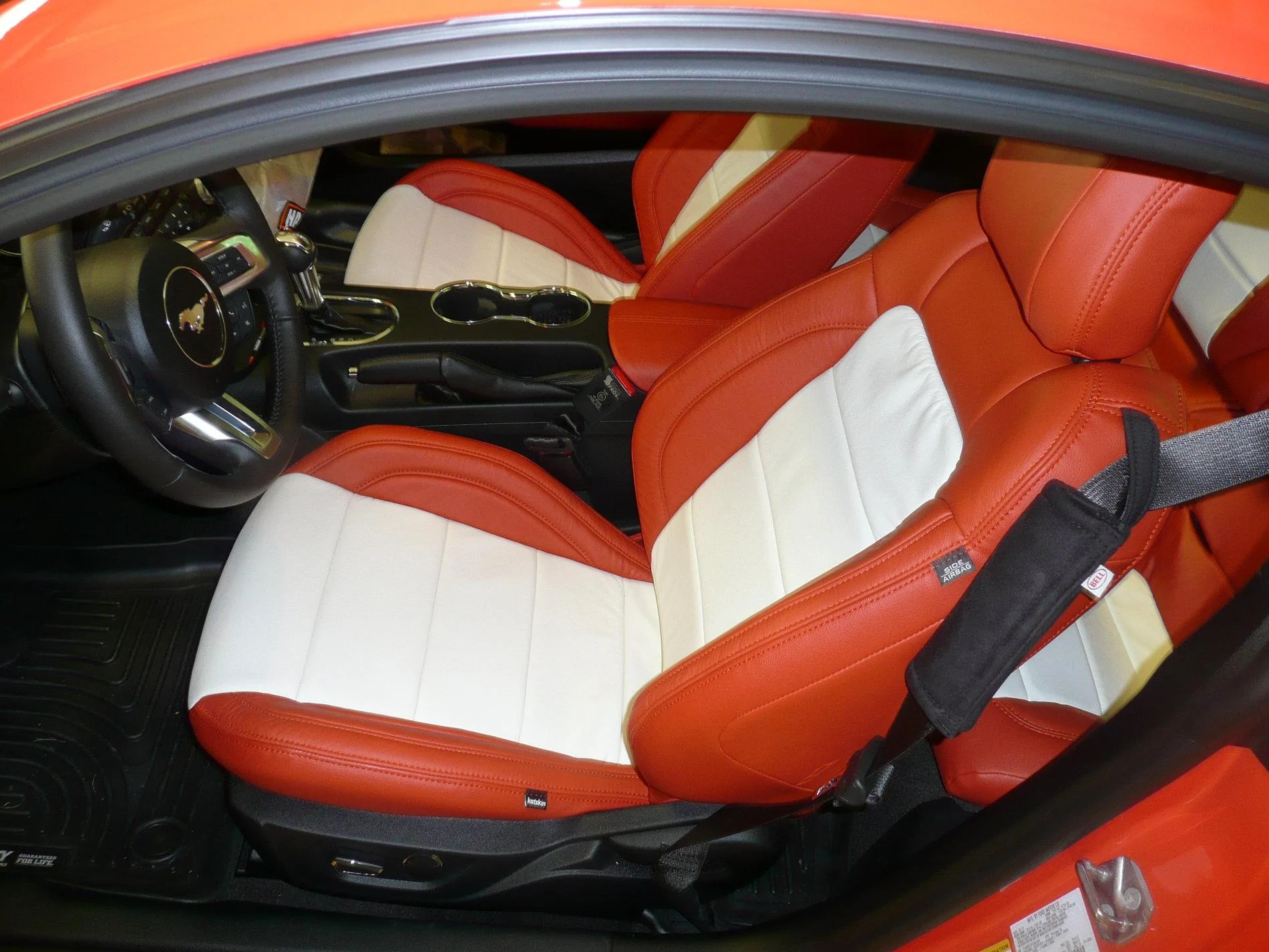 Jeep Wrangler JL Premium cloth or leather P1040565