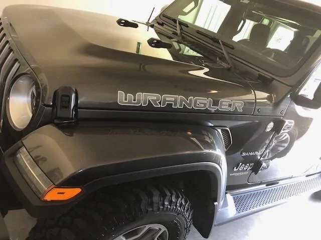 Jeep Wrangler JL Shout Out for PixelDecals!!! Hood Decal 3