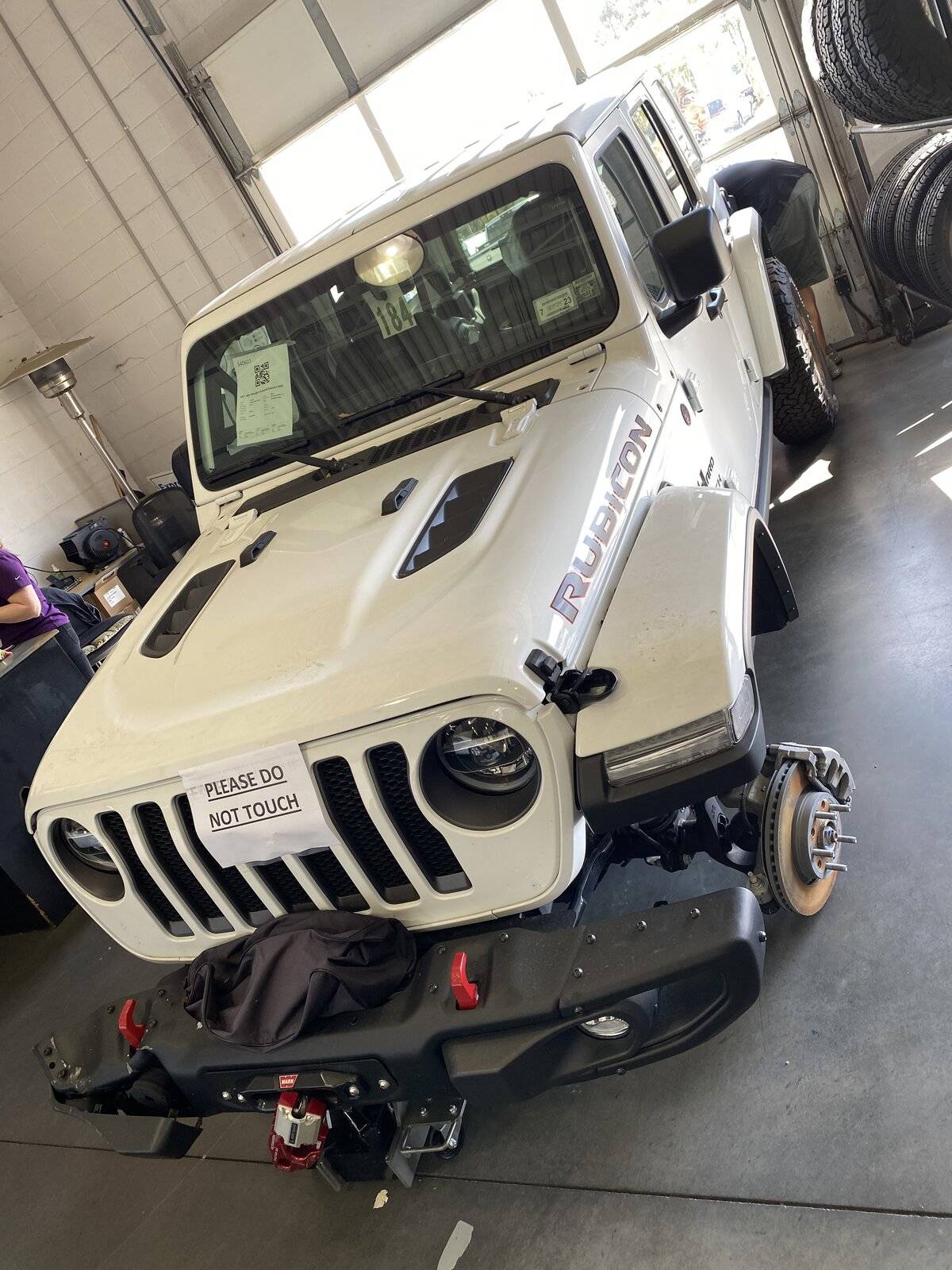 Jeep Wrangler JL Got rearended 5E33D500-F69A-4551-B909-6998D6A06D11