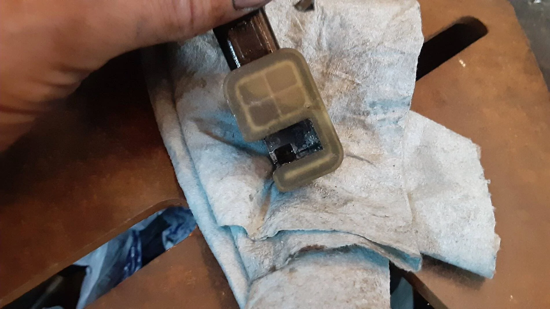 Jeep Wrangler JL Locker Position Sensor Potting - DANA 44 20211107_184718